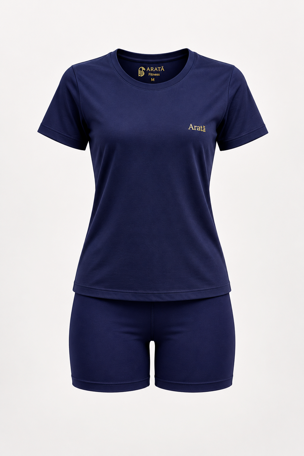 Modelo vestindo conjunto Aratã